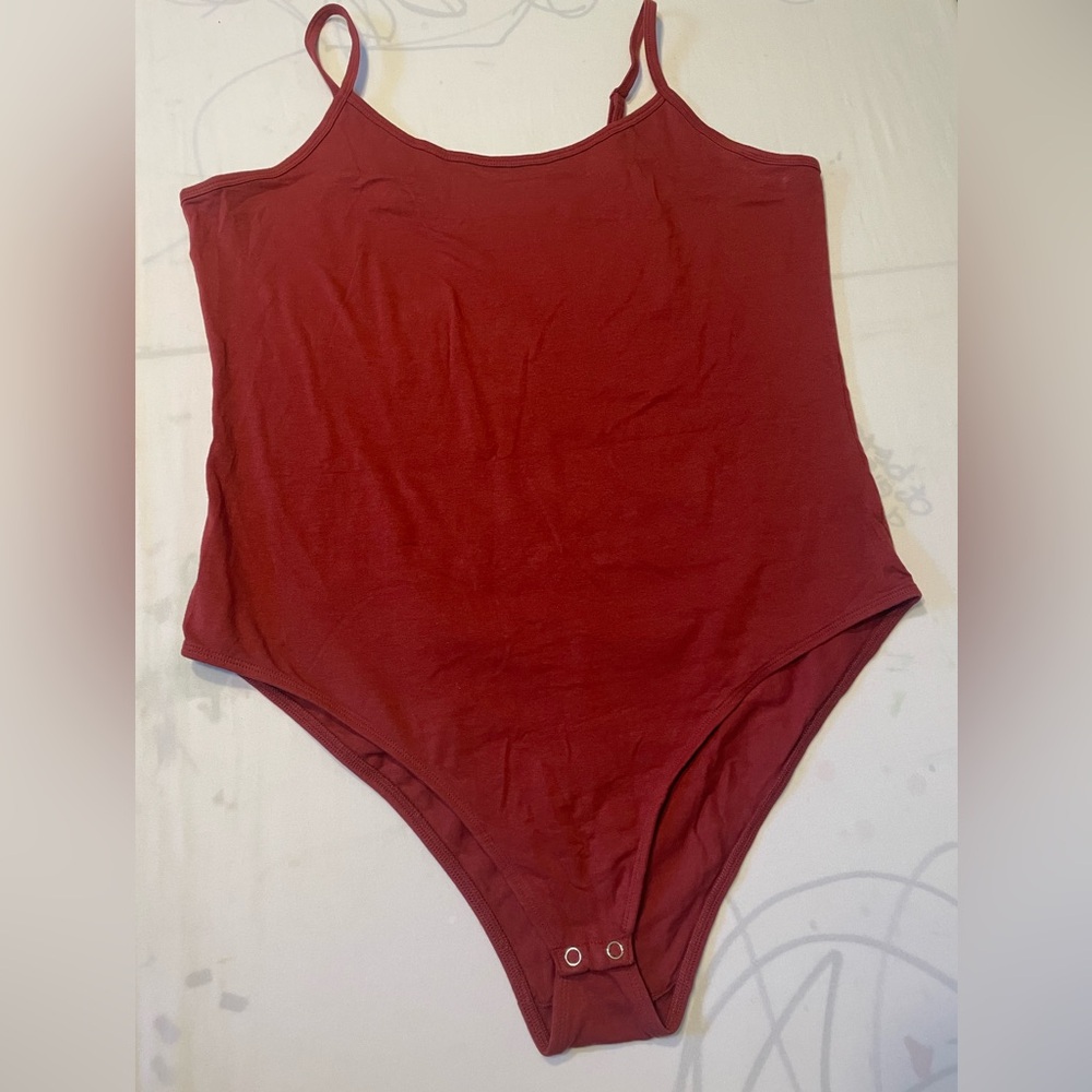 Torrid Sleeveless Bodysuit - Terracotta Size 2